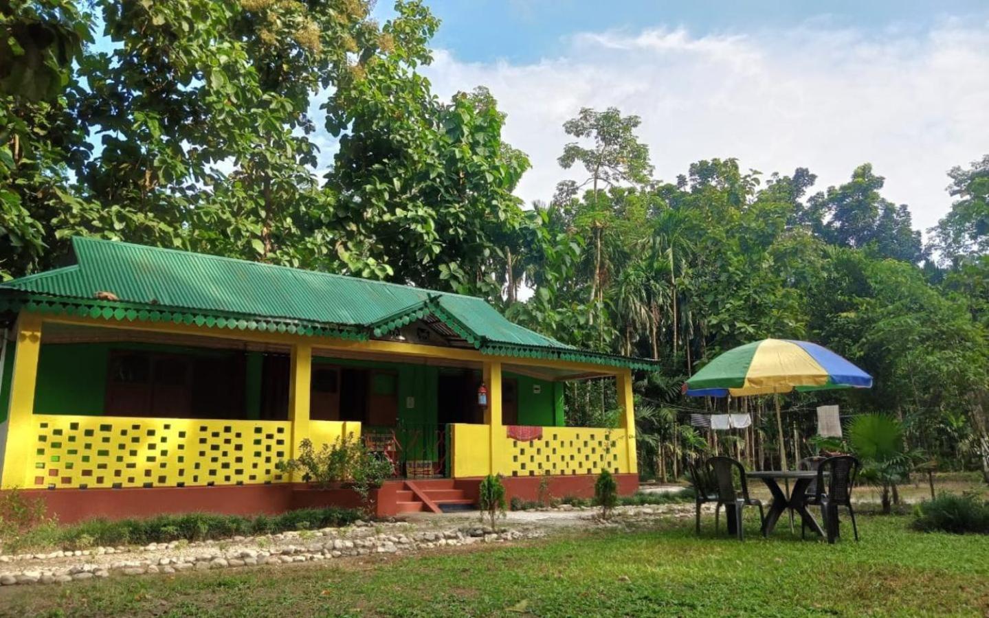 Leo Jungle Retreat By Stayapart , Jaldapara Madari Hat Exterior photo